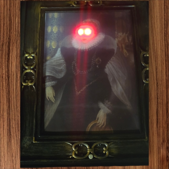 3D Eerie Scary Changing Haunted Talking Portrait Picture EUC, Spooky & Fun - Picture 4 of 7